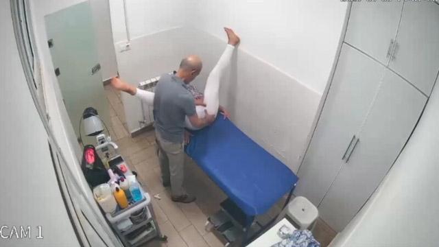Doctor Kissing Patient Sex – Clinic Cctv Video